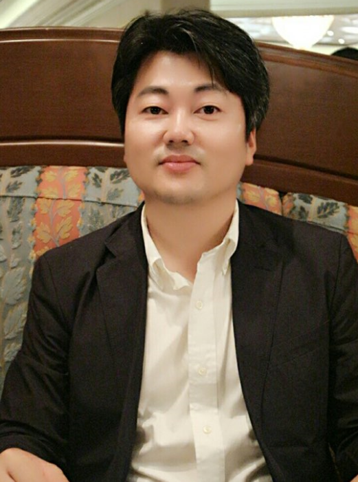 교수사진